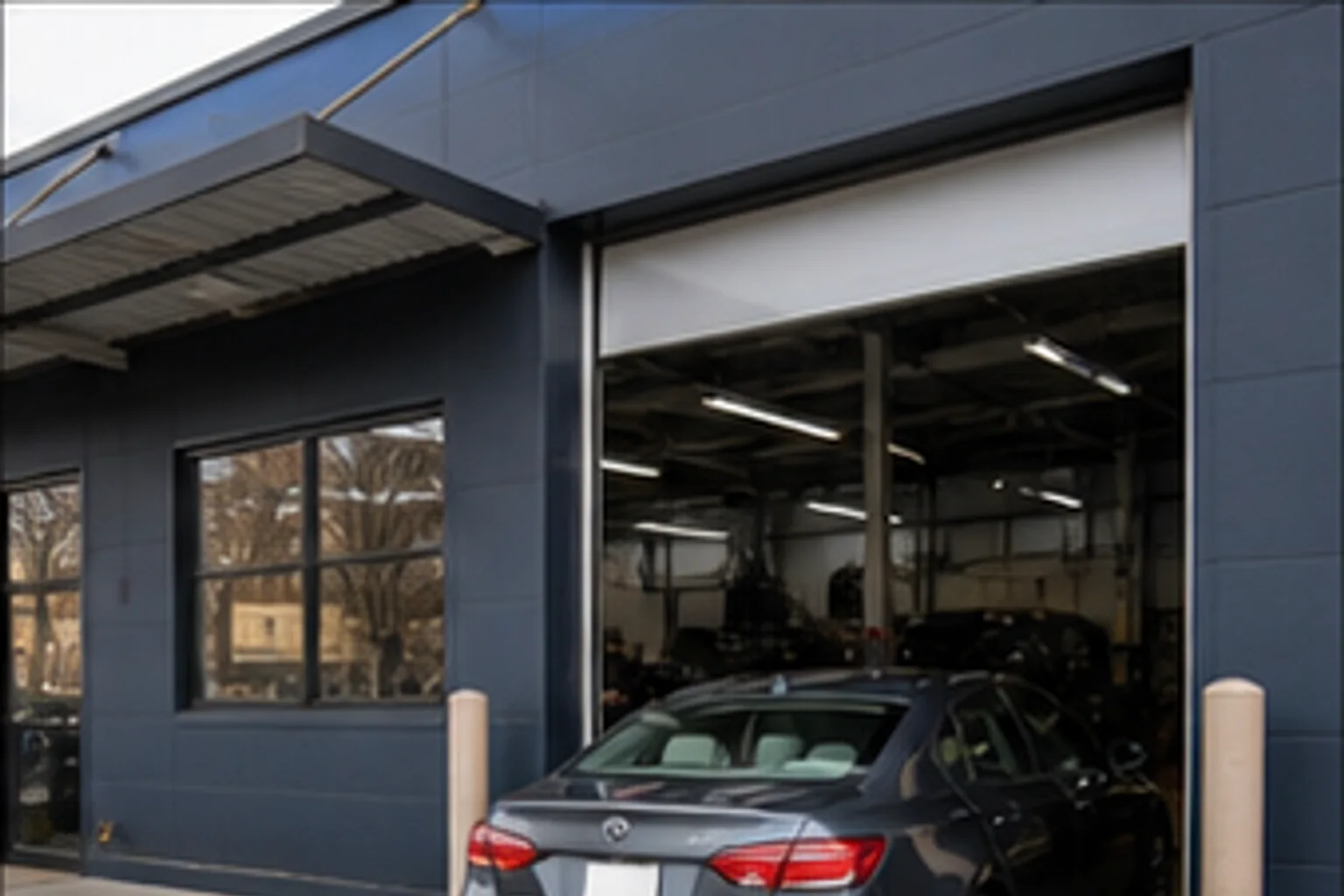 Drop-off bay, Bedford shop