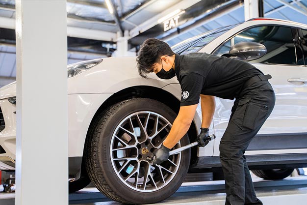 Porsche-Body-Repair-for-Concord